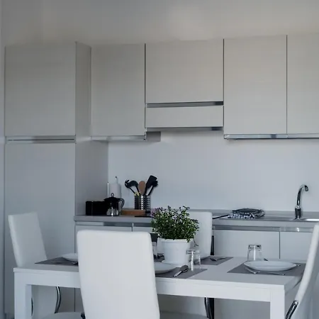 Apartment Domus - Lucrezio - Bari