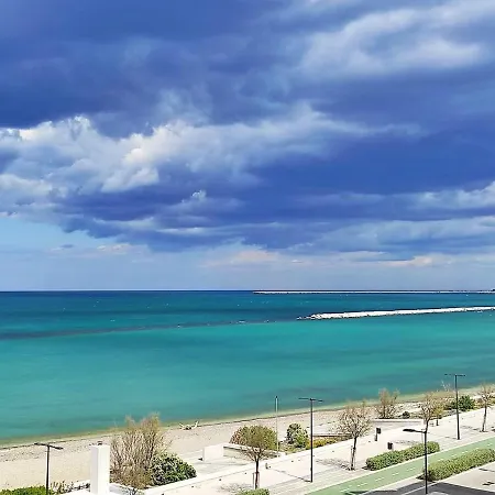 Domus - Lucrezio - Bari