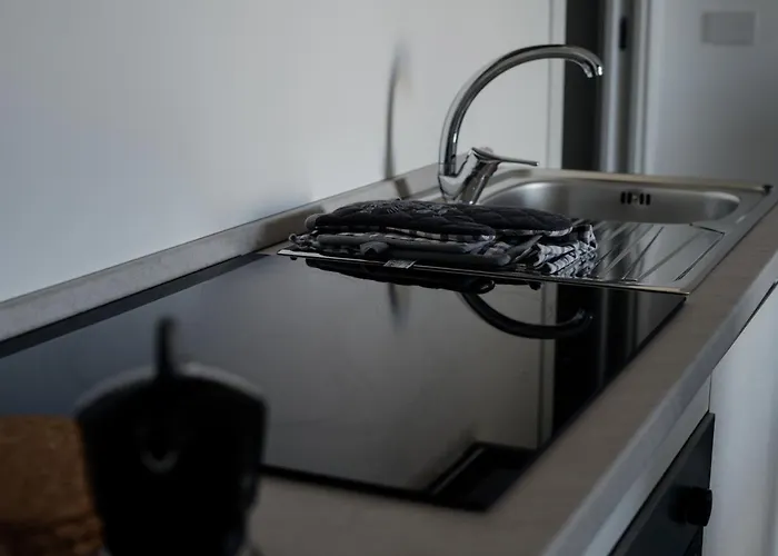 Domus - Lucrezio - *