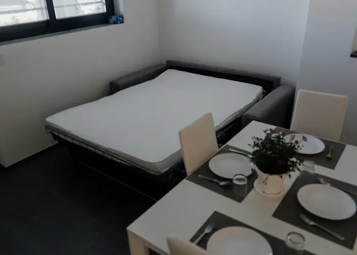 Apartment Domus - Lucrezio -